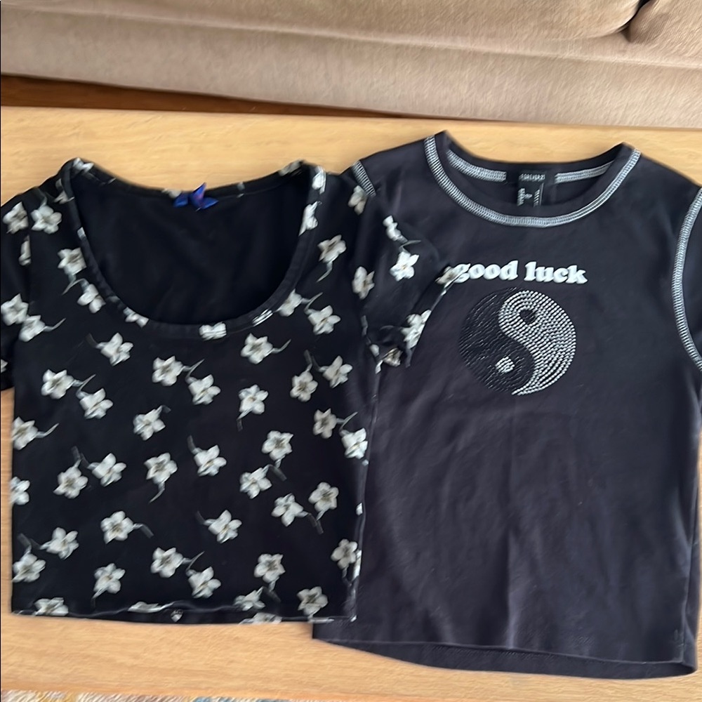 Forever 21 Black Floral and Graphic Tee Set